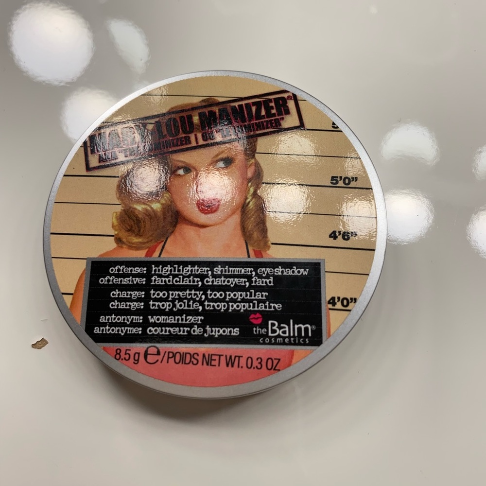The balm Mary Lou highlighter